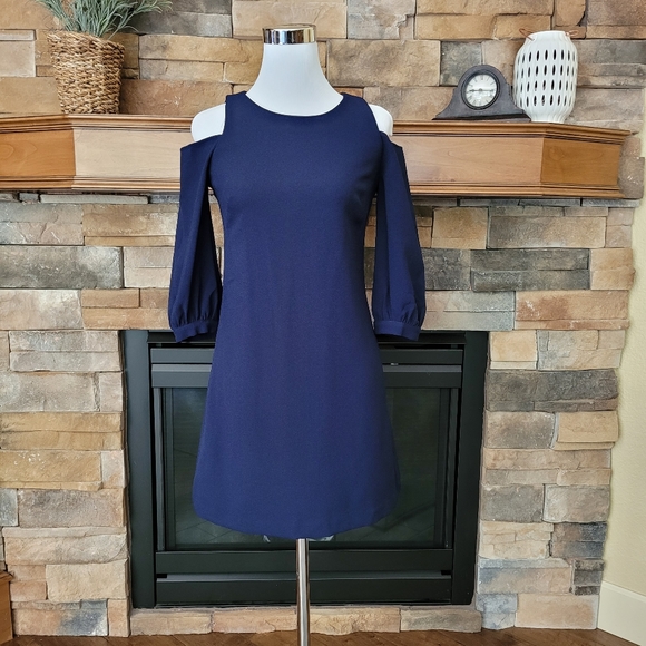 Eliza J navy blue cold shoulder dress 2P NWT - Picture 2 of 11